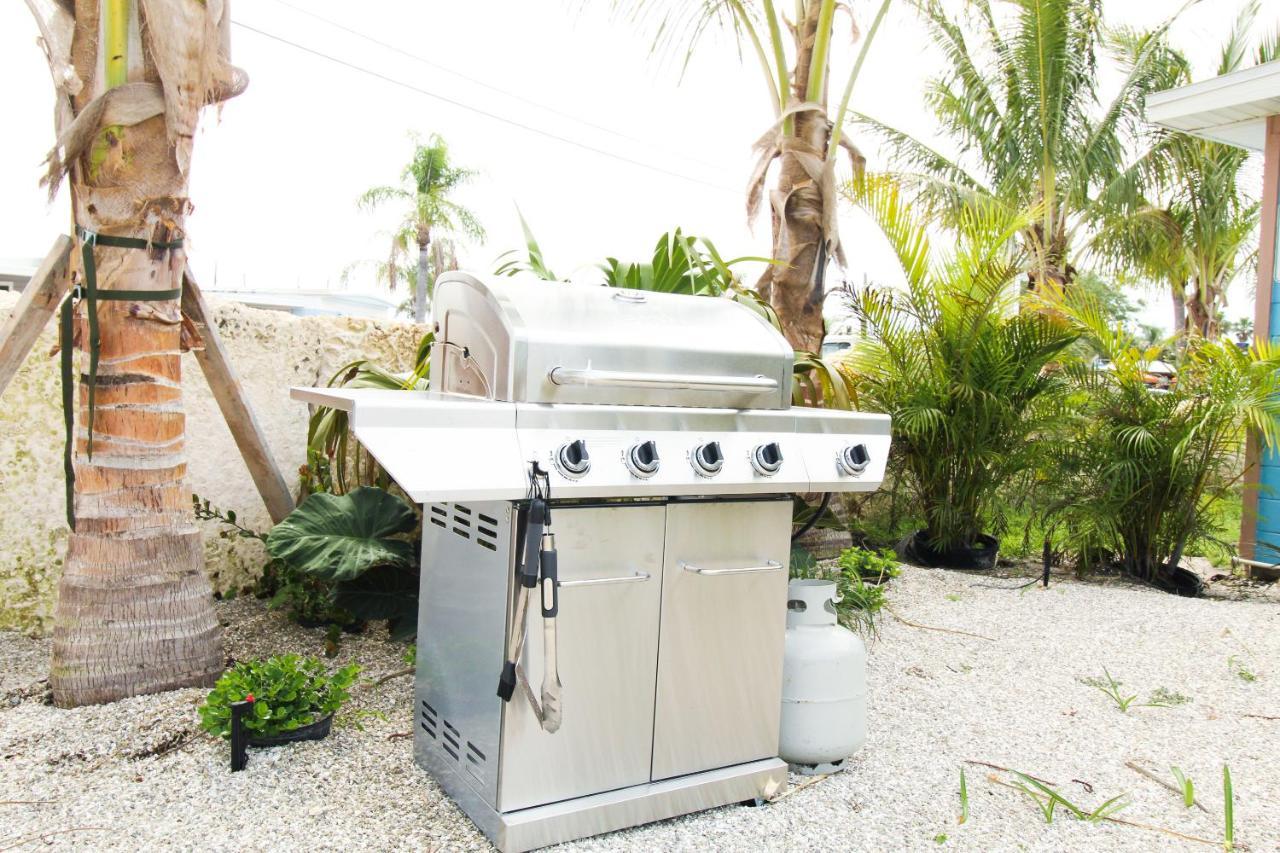 Pelican Post At Anna Maria Island Inn 브레이든턴비치 외부 사진
