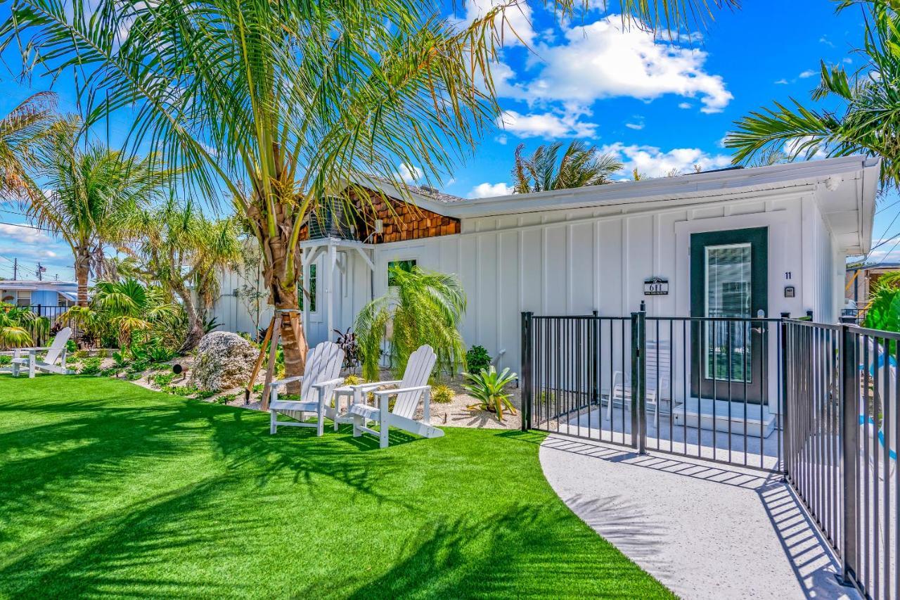 Pelican Post At Anna Maria Island Inn 브레이든턴비치 외부 사진