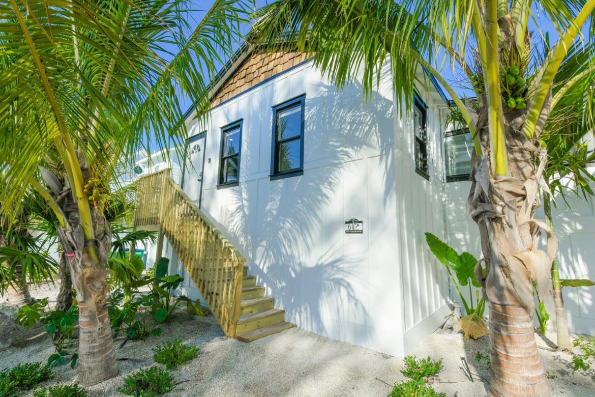 Pelican Post At Anna Maria Island Inn 브레이든턴비치 외부 사진